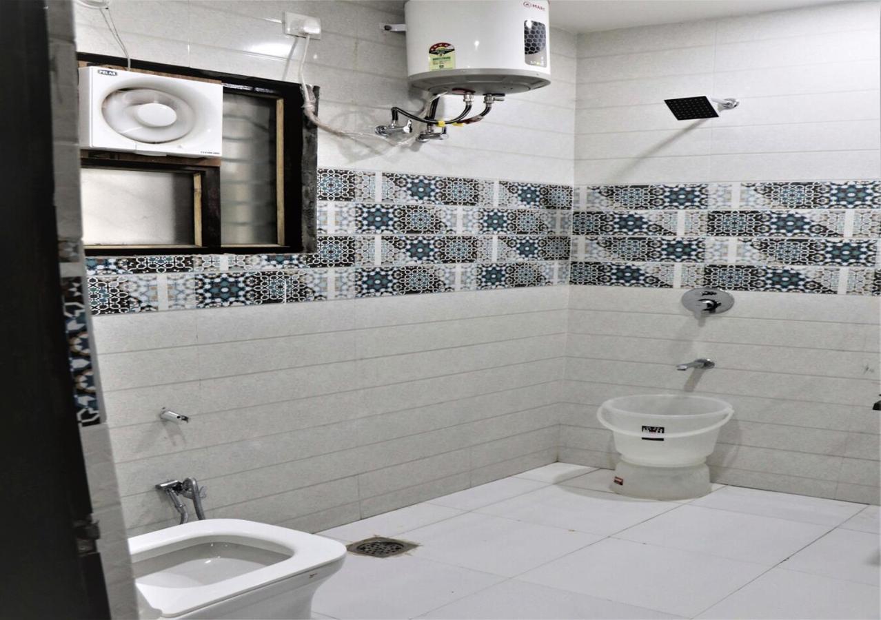 Hotel Blue Pine Haridwar Ngoại thất bức ảnh
