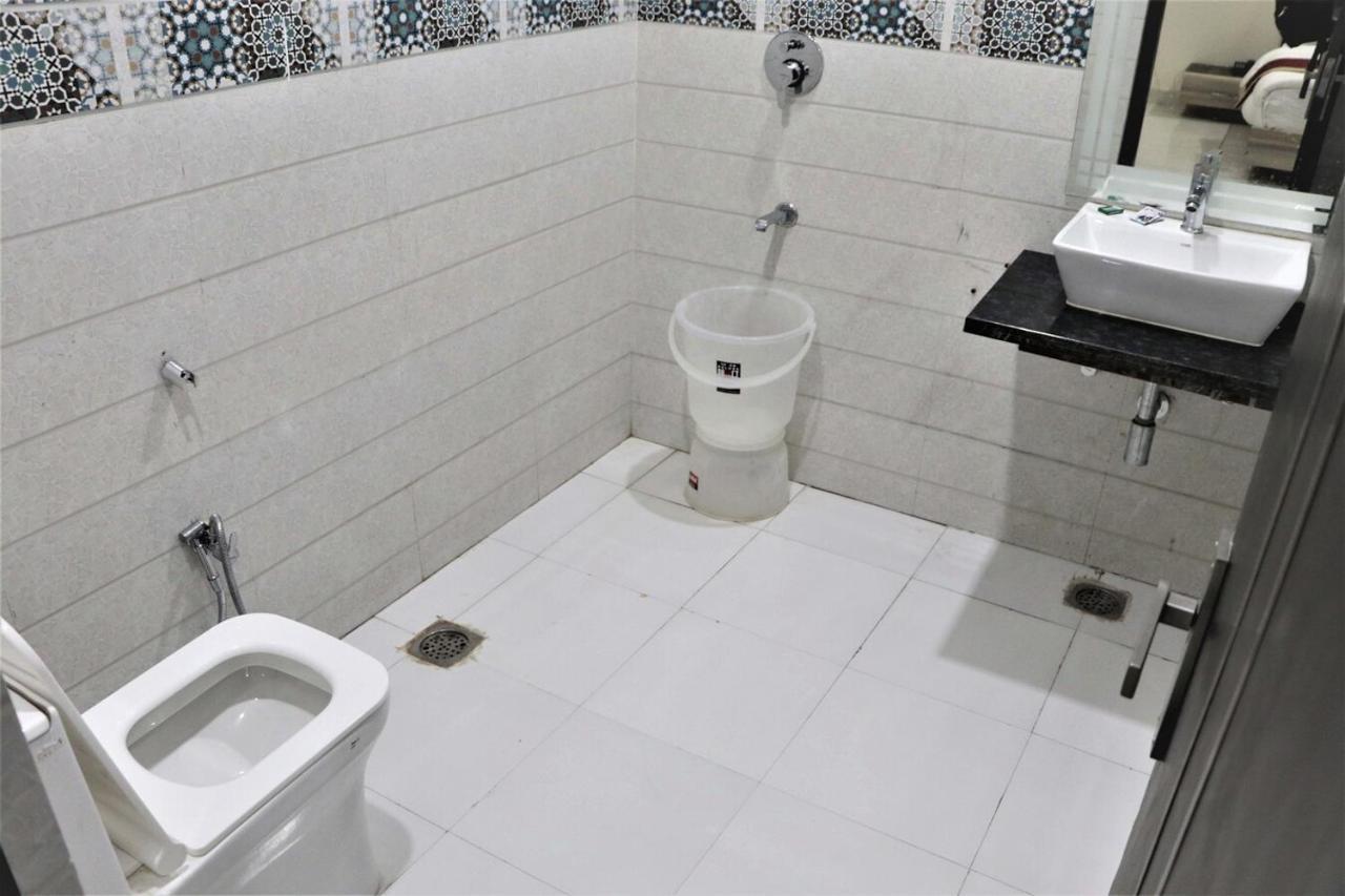 Hotel Blue Pine Haridwar Ngoại thất bức ảnh