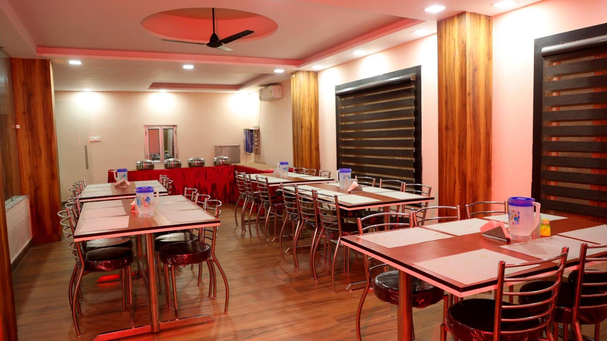 Hotel Blue Pine Haridwar Ngoại thất bức ảnh