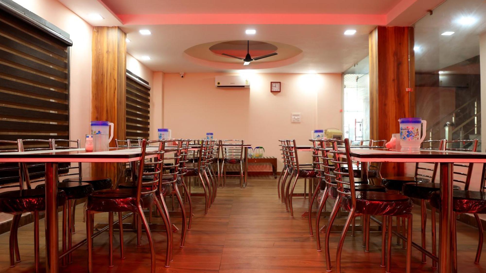 Hotel Blue Pine Haridwar Ngoại thất bức ảnh