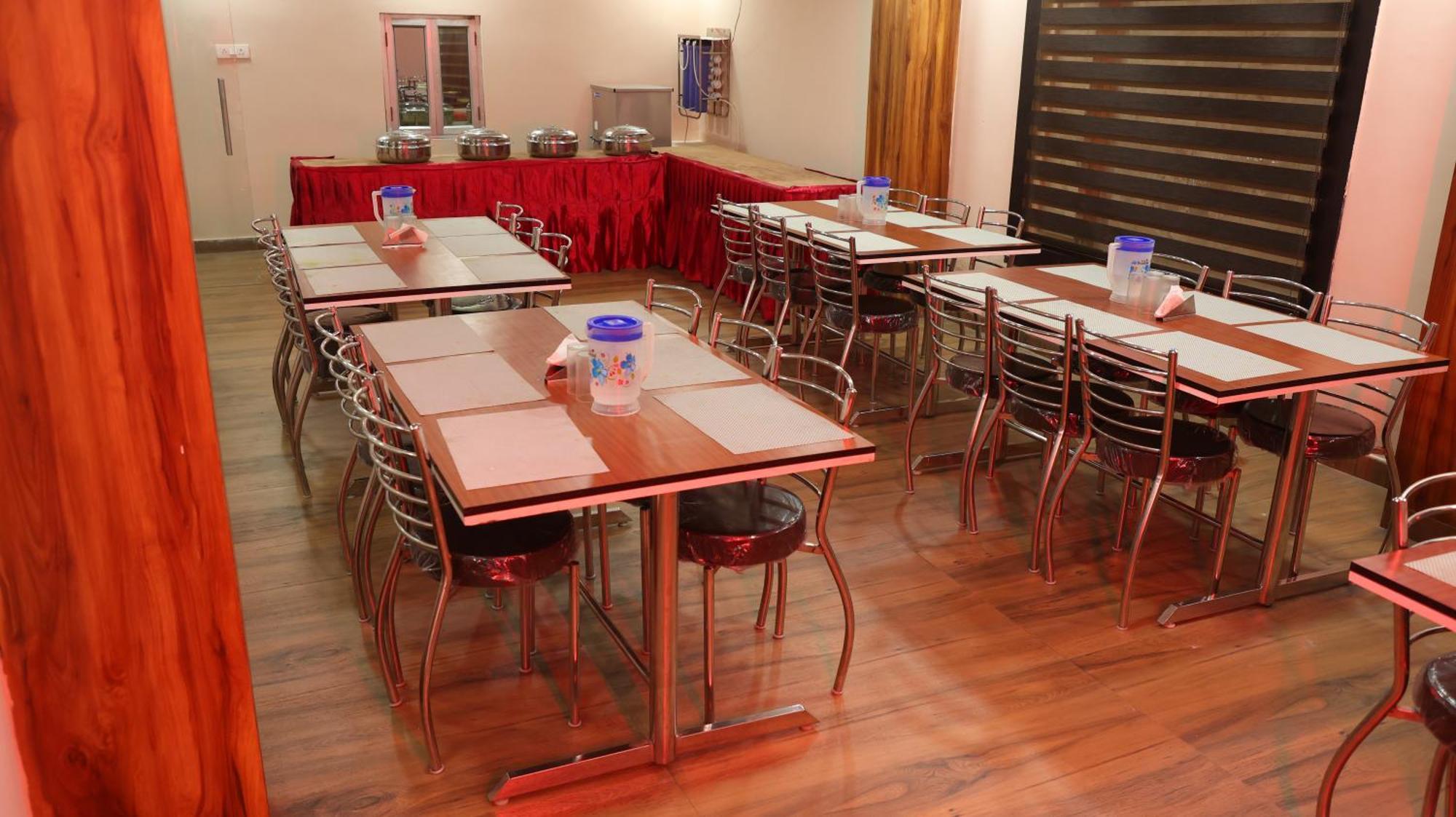 Hotel Blue Pine Haridwar Ngoại thất bức ảnh